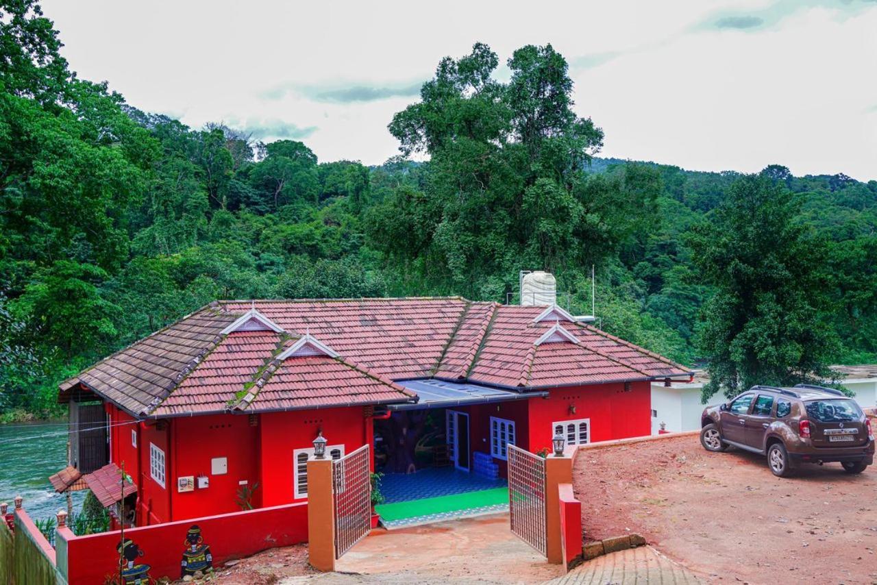 Falcon Riverview Resorts Kuttampuzha Exterior photo